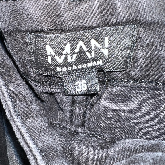 Relaxed Fit Bleached Jean Short - Picture 3 of 3